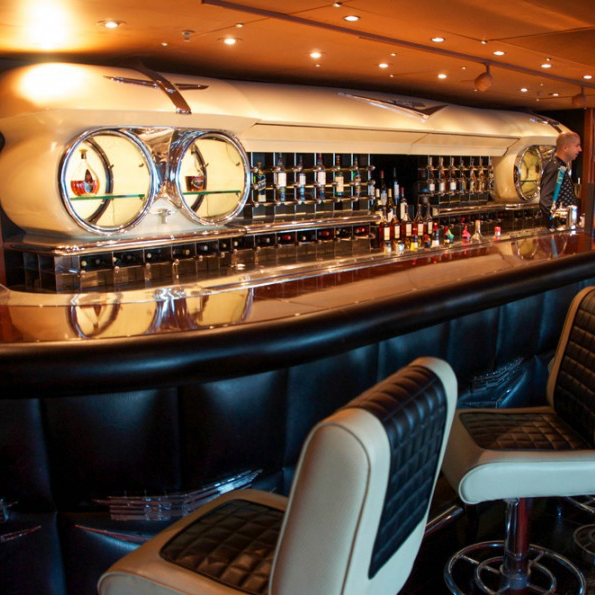 Disney Wonder – Cadillac Lounge by Bolici