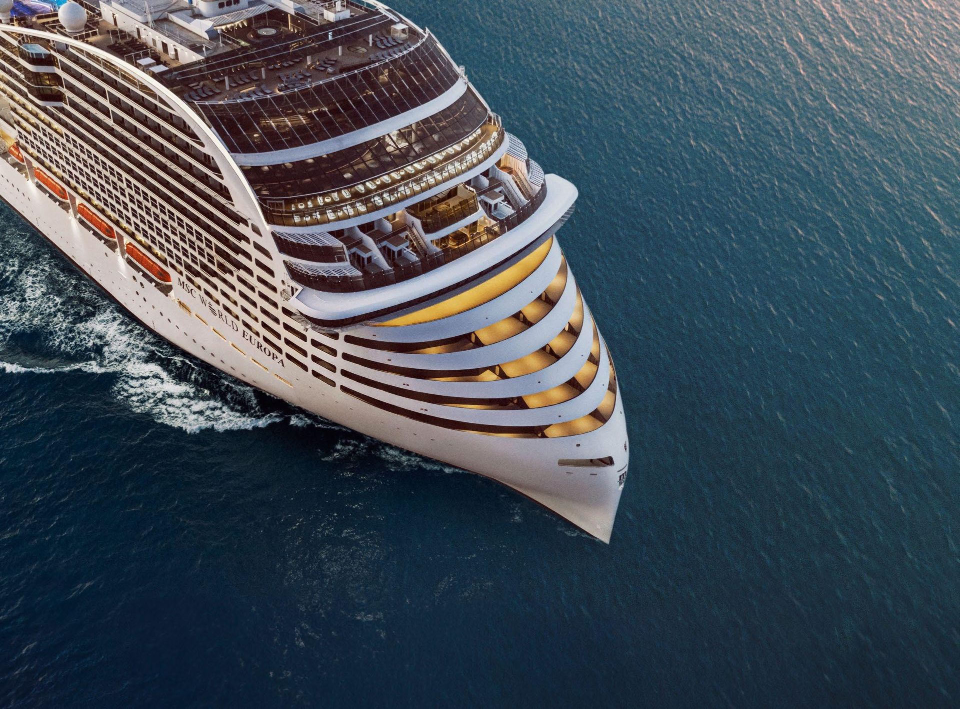 Cruise ship interior outfitting by Bolici